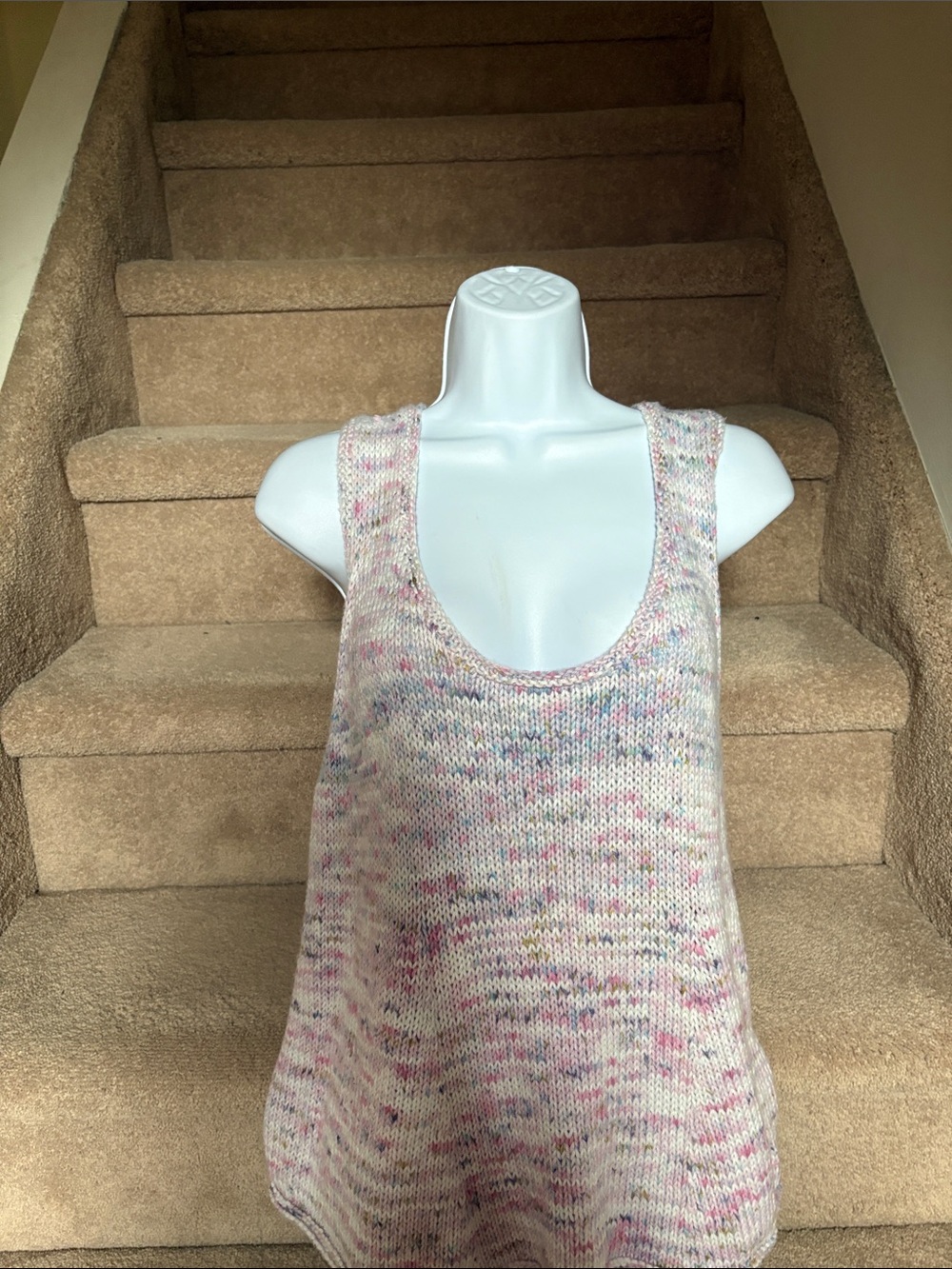 Women’s Light Pink Speckled Knit Tank Top - Large